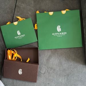 Goyard shopping bags and box